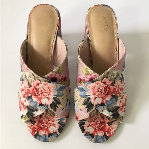 Floral block heel slip on mules - Picture 4 of 4